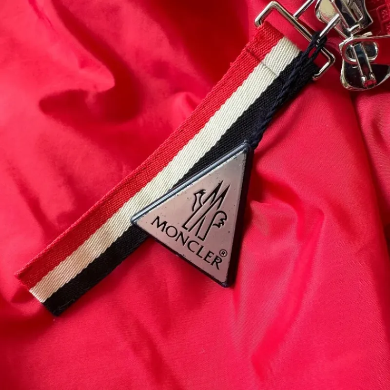 Abbigliamento>Moncler Giacca tg S