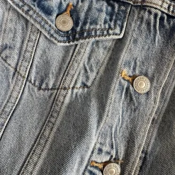 Abbigliamento><noscript><img width=