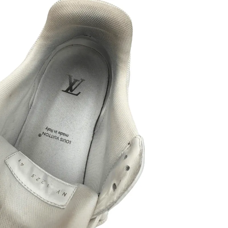 Scarpe>Louis Vuitton Sneakers Trainer White LV n.41